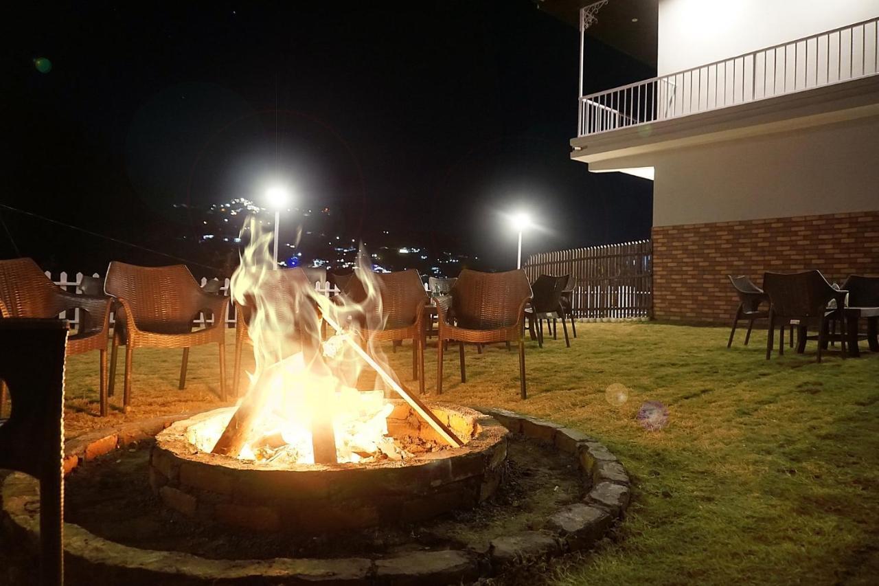 Sl Manor Hill Resort 穆索里 外观 照片