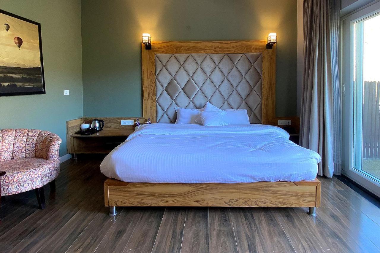 Sl Manor Hill Resort 穆索里 外观 照片